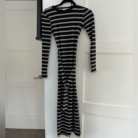 Topshop Striped Maxi Dress - Picture 2 of 6
